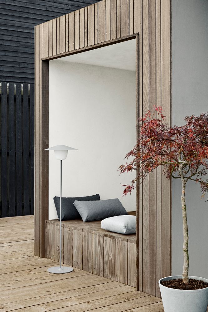 Decorative objects - Flower Pot -COLUNA- - BLOMUS