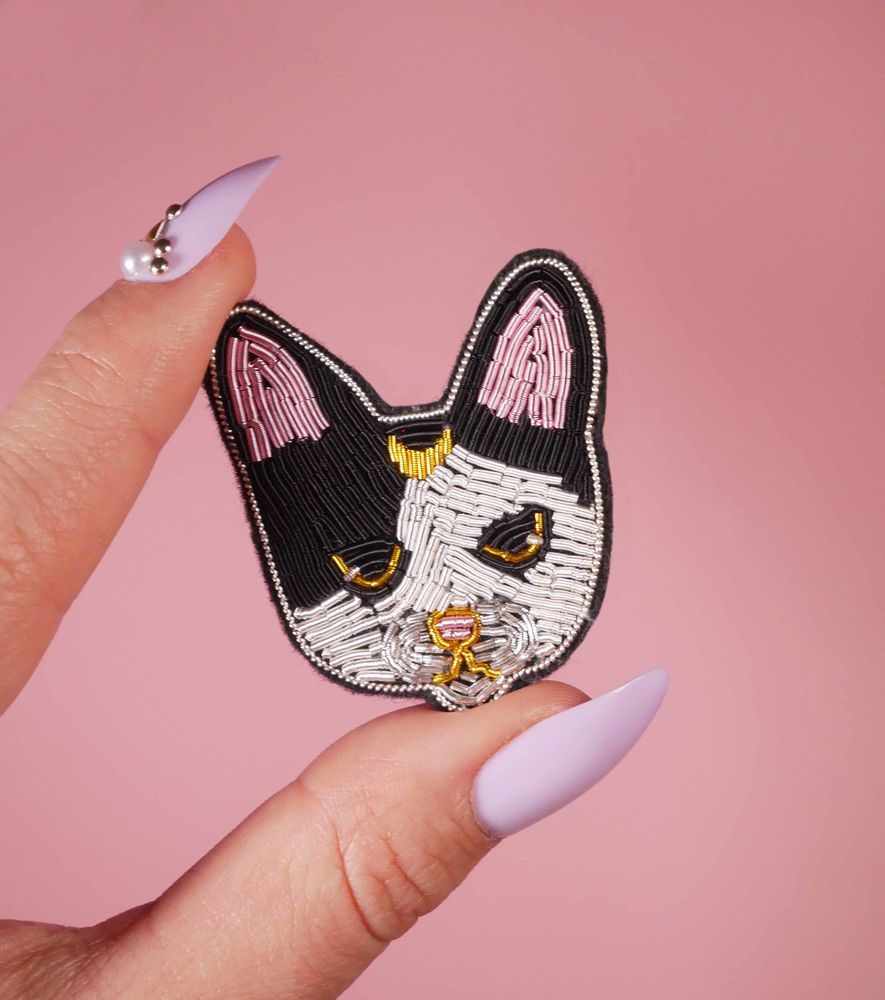 Jewelry - Moon Cat Brooch - MALICIEUSE