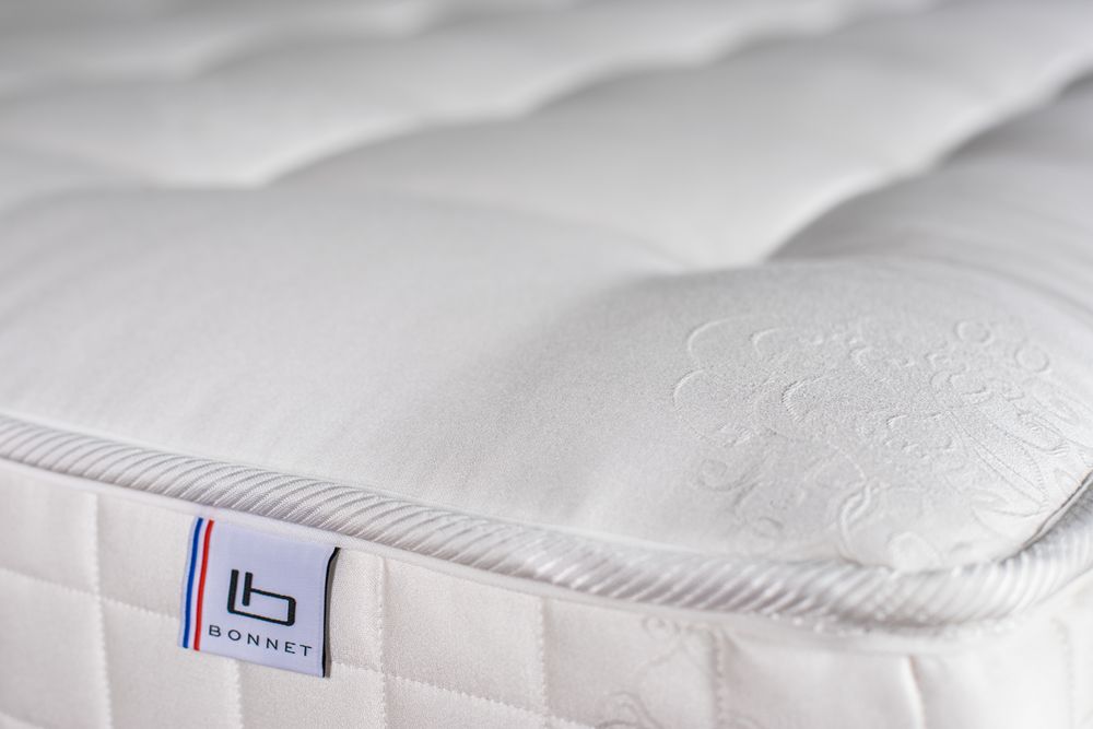 Literie pour hôtels - Matelas MEZZO - BONNET MANUFACTURE DE LITERIE