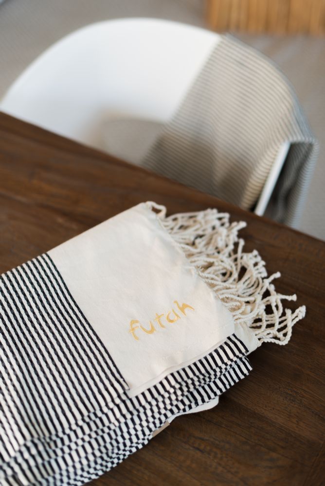 Homewear - Serviette XL Nazaré Noir - FUTAH BEACH TOWELS