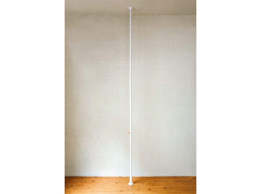Shelves - 003 Tension Rod C White (Vertical) - DRAW A LINE