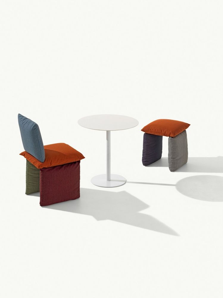 Office seating - Pillow Beanbags & Chairs - ET AL.