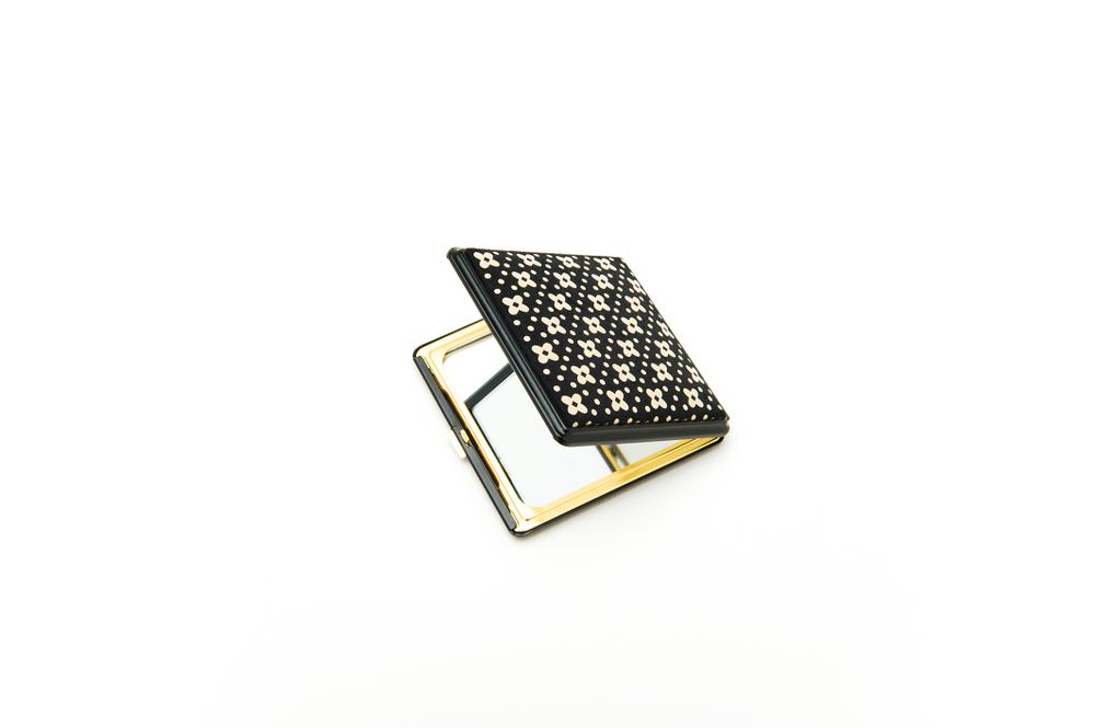 Leather goods - Flower Lattice - Leather goods - INDEN EST.1582