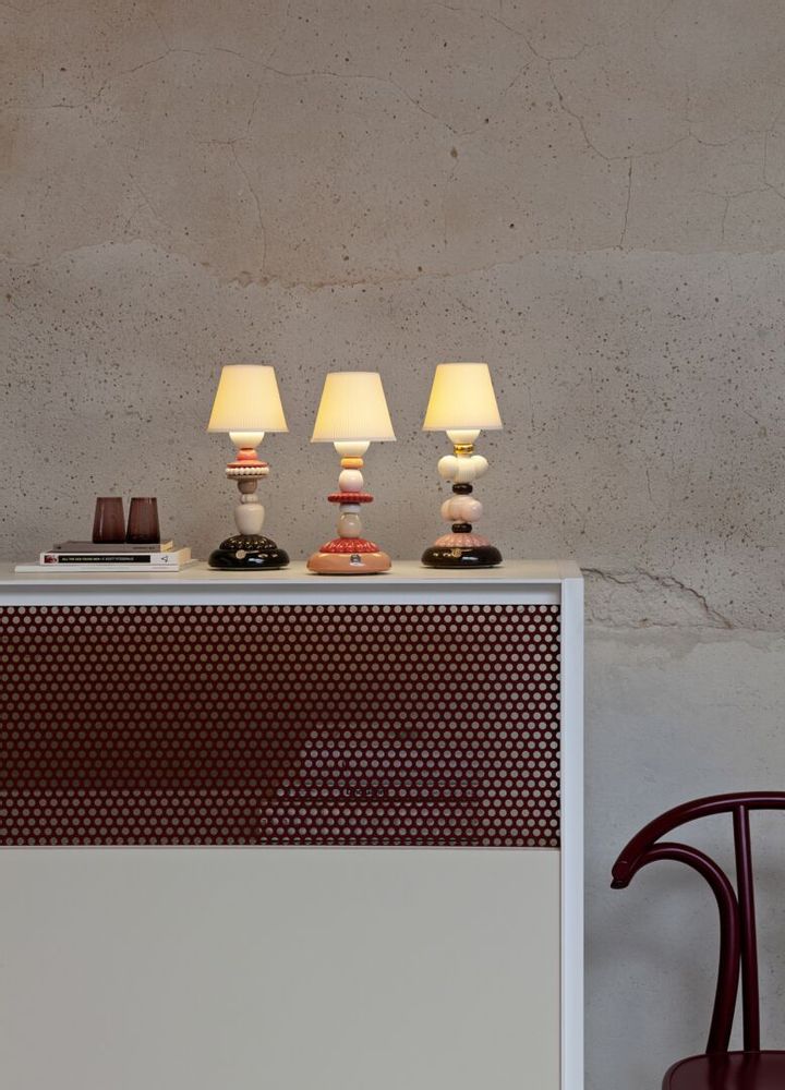 Table lamps - Firefly Collection - Lladró Handmade Porcelain Lighting - LLADRÓ