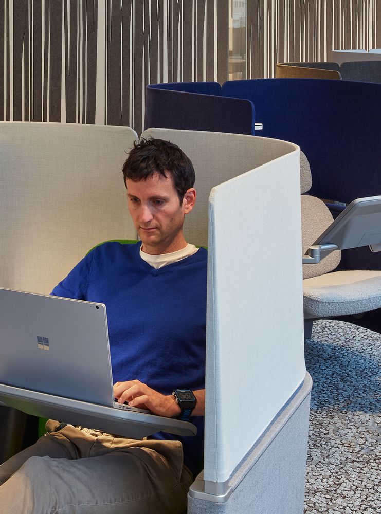 Office seating - Brody Lounge Seat - STEELCASE