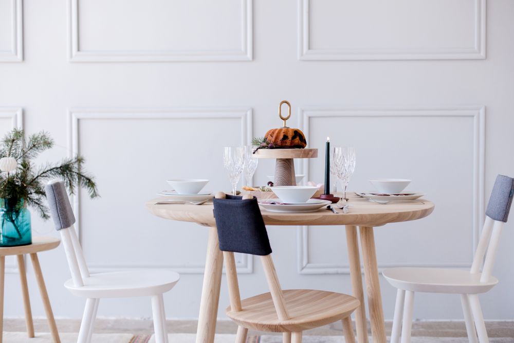Dining Tables - Naïve Dining Table, Round - EMKO