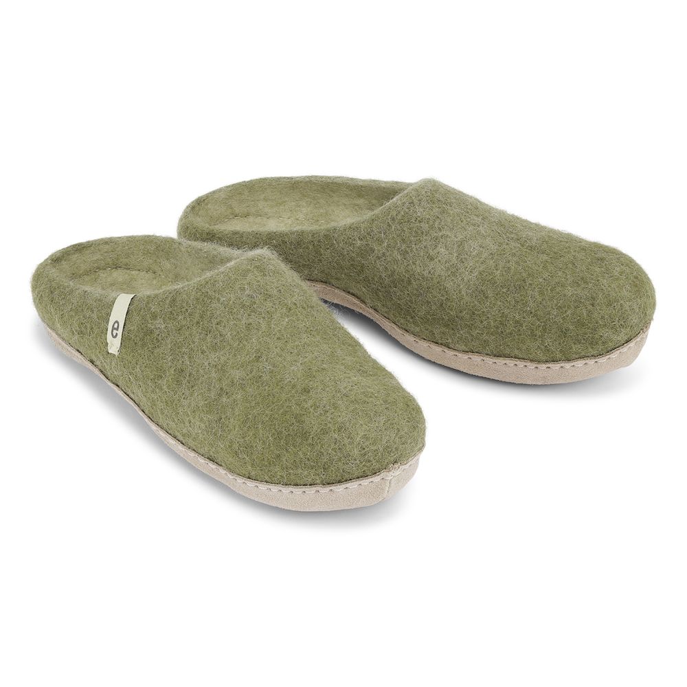 Other bath linens - Wellness - Slippers – Fair Trade – Handmade in wool – Danish design – Made in Nepal - EGOS COPENHAGEN