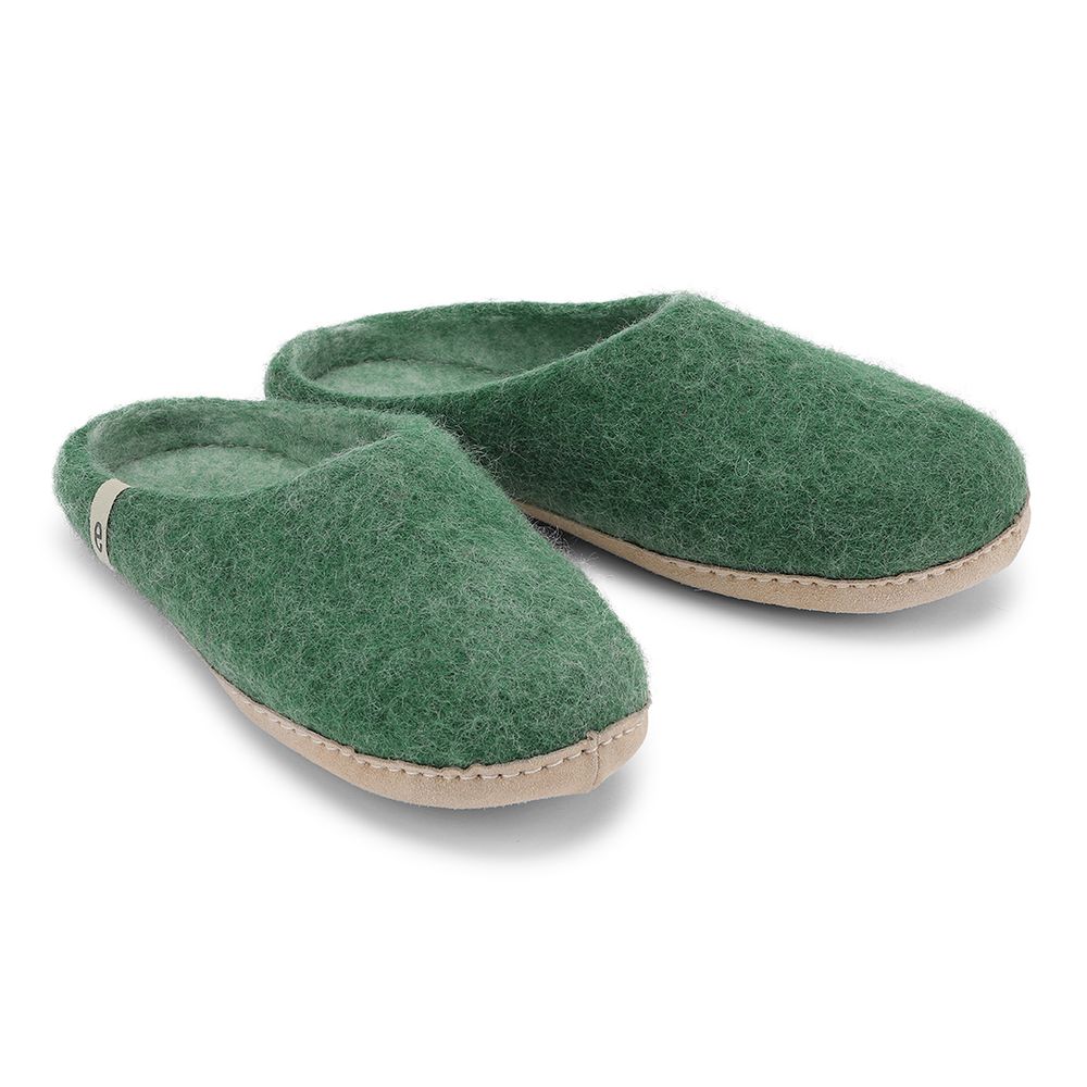 Other bath linens - Wellness - Slippers – Fair Trade – Handmade in wool – Danish design – Made in Nepal - EGOS COPENHAGEN