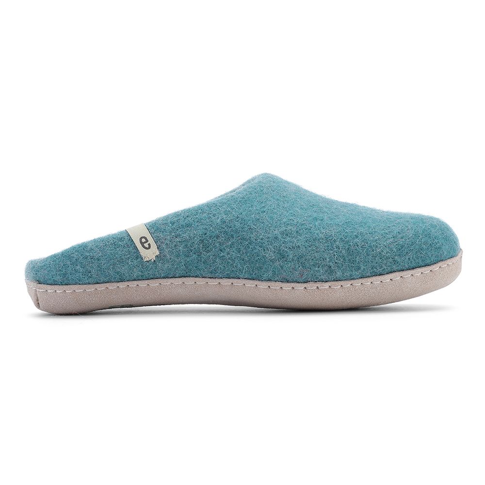 Socks - Slippers made of wool– Fair Trade – Handmade – Danish design – Made in Nepal - EGOS COPENHAGEN