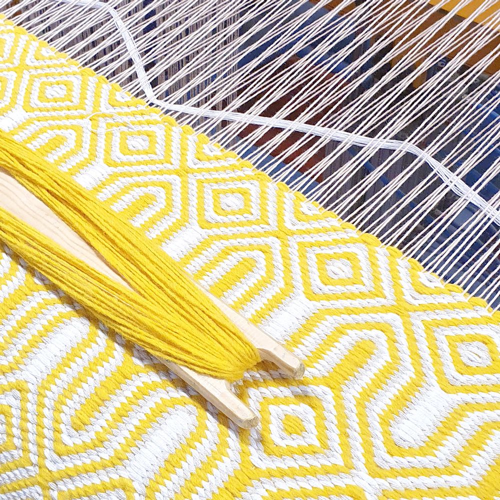 Tapis sur-mesure - Tapis d'extérieur tissés à la main - DESISTART GROUP