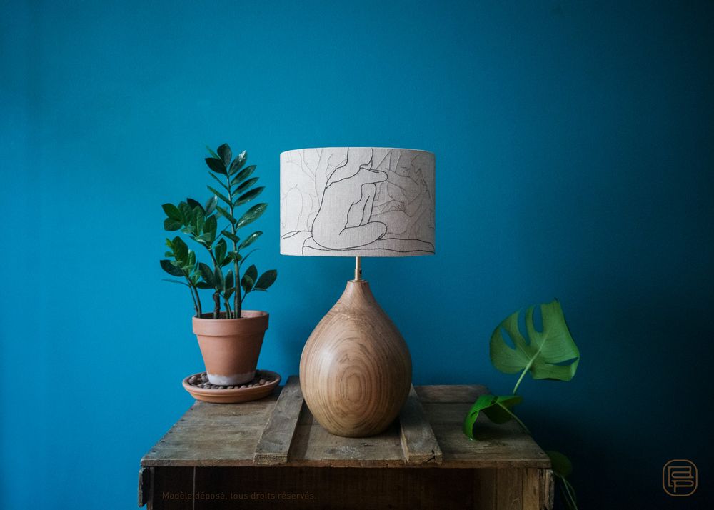 Objets design - Lampe Titia, abat-jour broderie - LOU DE PRAY