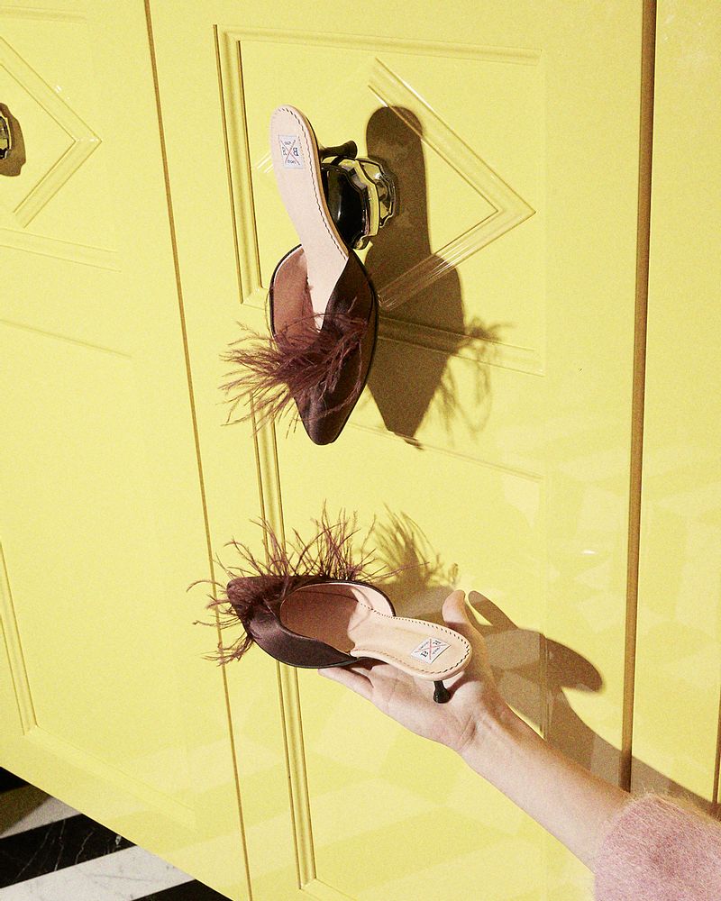 Shoes - Women's Heels Mules with feathers - RXBSHOES