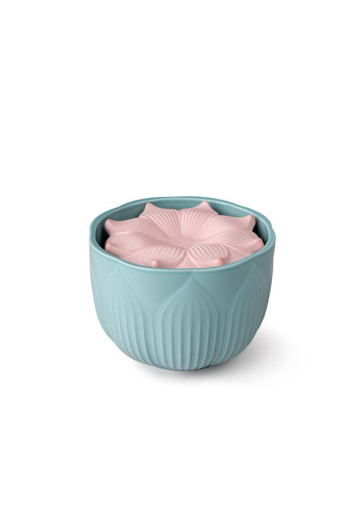 Home fragrances - Fleurs Collection - Lladró Handmade Porcelain Home Fragrances Diffuser & Candle - LLADRÓ