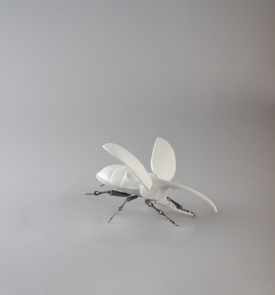 Sculptures, statuettes and miniatures - Awesome Insects Collection - White edition Lladró Handmade Porcelain - LLADRÓ