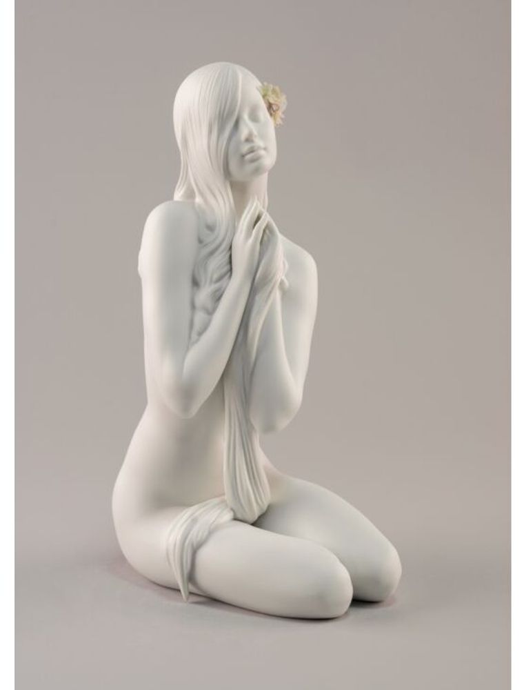 Sculptures, statuettes and miniatures - Inner Peace - Lladró Handmade Porcelain White Matte Sculpture - LLADRÓ