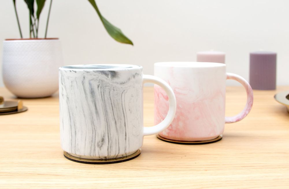 Tea and coffee accessories - Marble Effect Mugs - SUCK UK