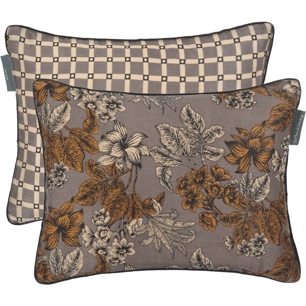 Fabric cushions - Asie central cushions - LE MONDE SAUVAGE BEATRICE LAVAL