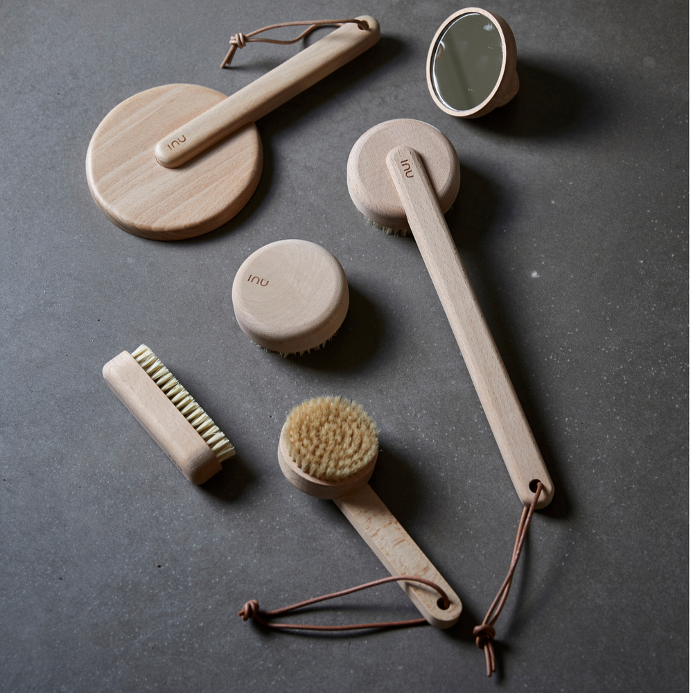 Bathroom mirrors - Inu makeup mirror 27 x 14 cm Beech - ZONE DENMARK