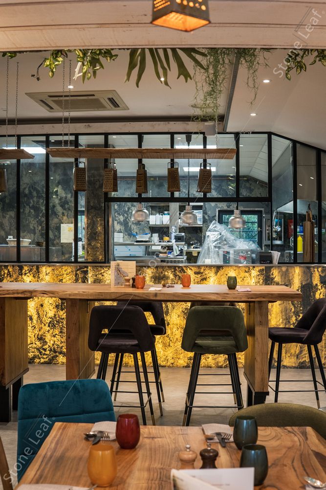 Office design and planning - Translucent Moscou - STONELEAF