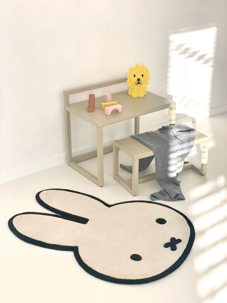 Contemporary carpets - Miffy Rug - MAISON DEUX X TEUN ZWETS