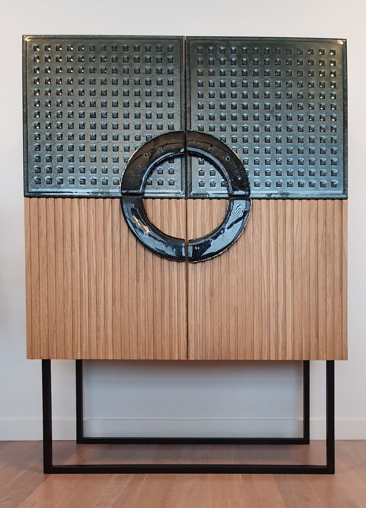 Design objects - MAG   handmade art glass cabinet - BARANSKA DESIGN