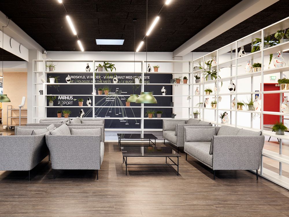 Office design and planning - Silhouette Sofa - HAY