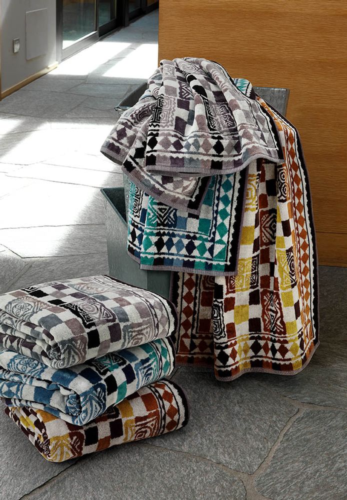 Bath towels - CARRARA FALL WINTER 21 COLLECTION TOWELS AND BATHROBES - CARRARA