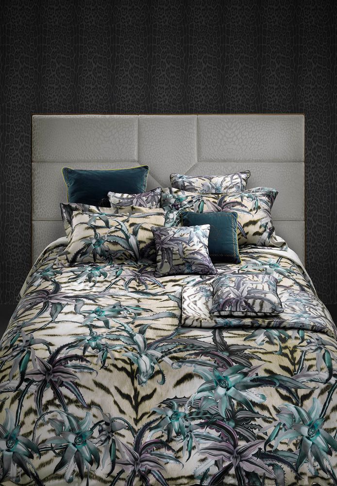 Linge de lit - ROBERTO CAVALLI FW 2021 COLLECTION Parure de lit - ROBERTO CAVALLI HOME LINEN