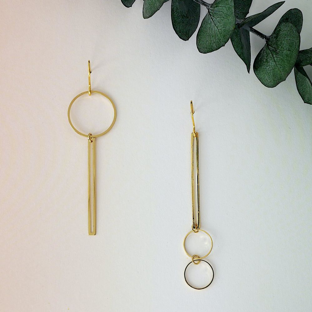 Jewelry - Asymmetrical earrings gilded with fine gold. - NAO JEWELS