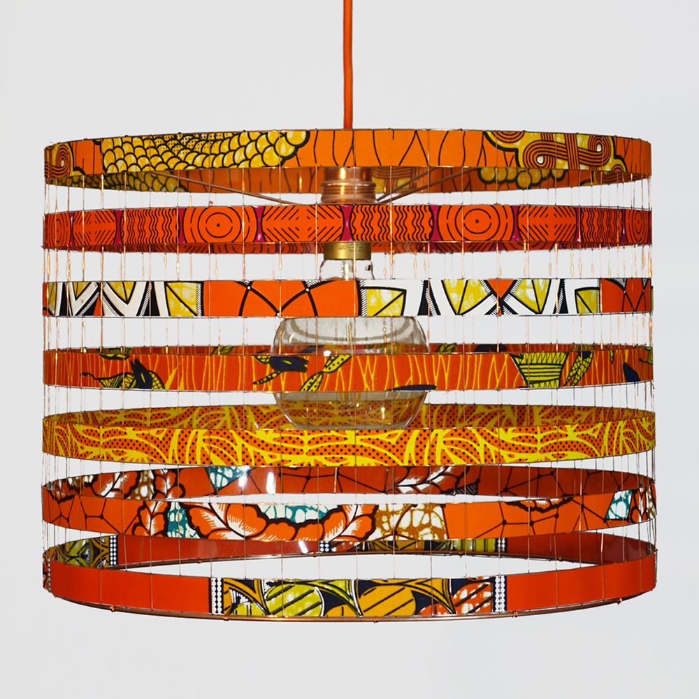 Hanging lights - MEGAWAX - PETITES SÉRIES ENTRE ILLUMINÉS