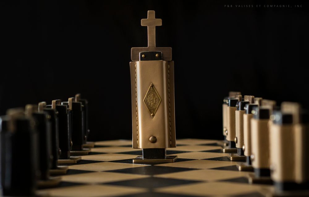 Unique pieces - P&B's Gambit chess set - P&B VALISES
