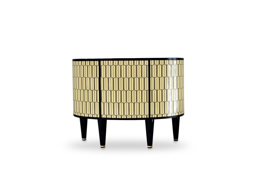 Console table - The Sheik Cabinet - SCARLET SPLENDOUR