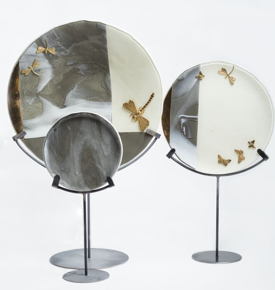 Formal plates - "Bauhaus" Concave Plate Ø40cm - VETROFUSO DI DANIELA POLETTI