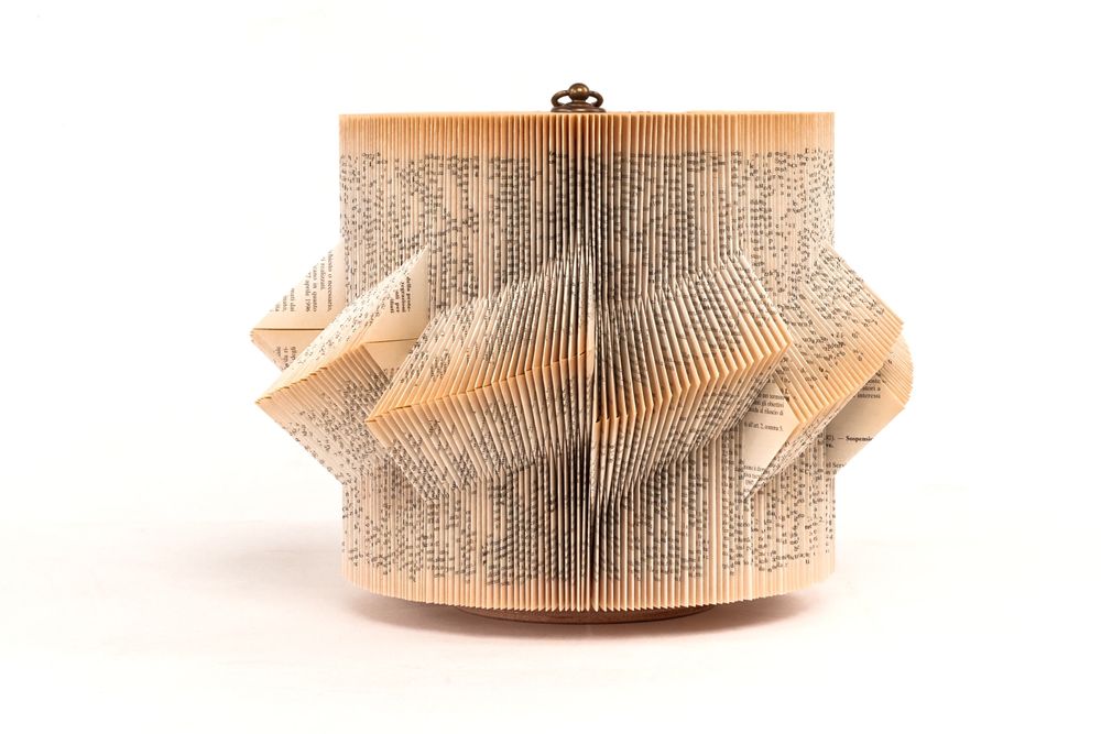 Design objects - Classic Models - Folded Book Sculpture - CRIZU