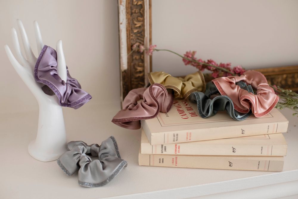Accessoires cheveux - Chouchou en satin de soie OCEANE - VALÉRIE VALENTINE