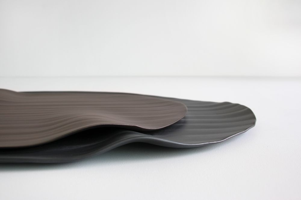 Vases - FEUILLE N.8 - Vase en céramique  - RINA MENARDI