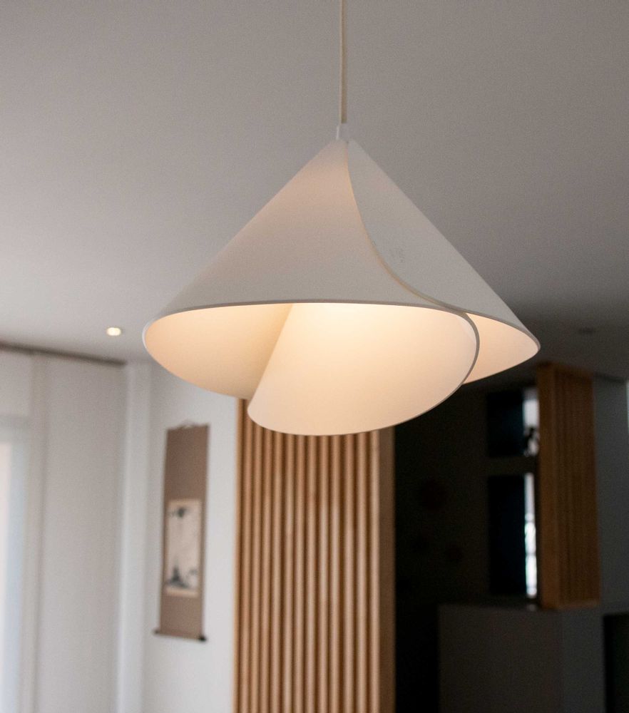 Objets design - LAMPE Tulip - PIERRE CABRERA