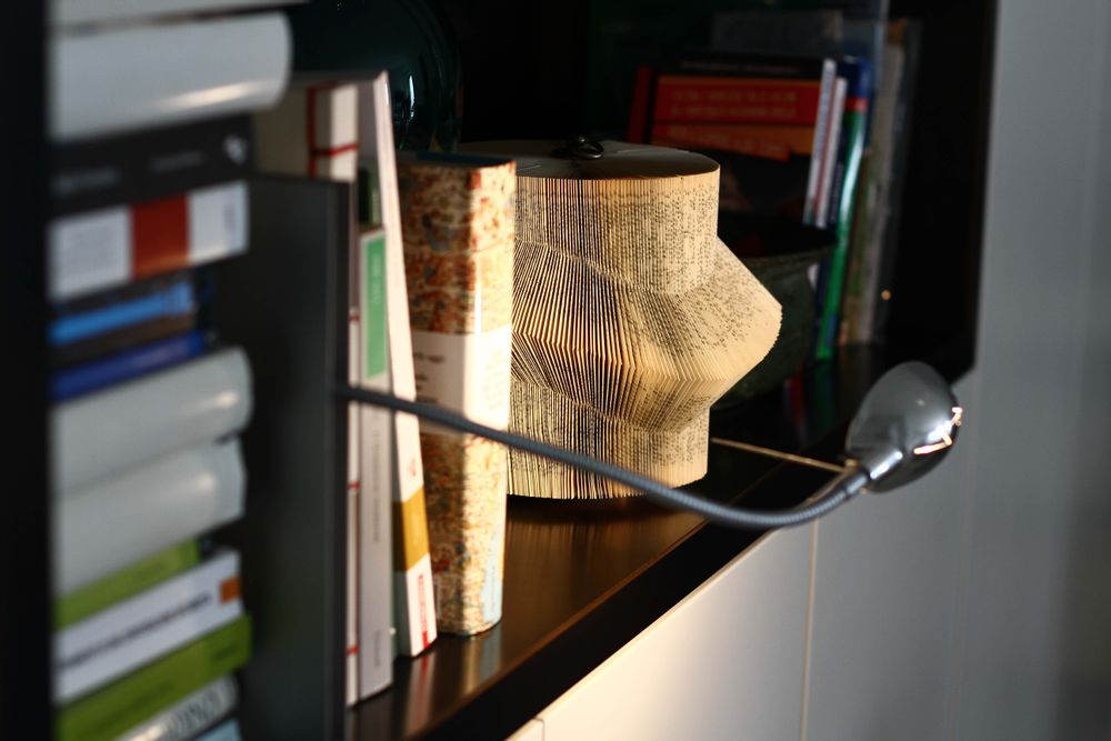 Design objects - Classic Models - Folded Book Sculpture - CRIZU