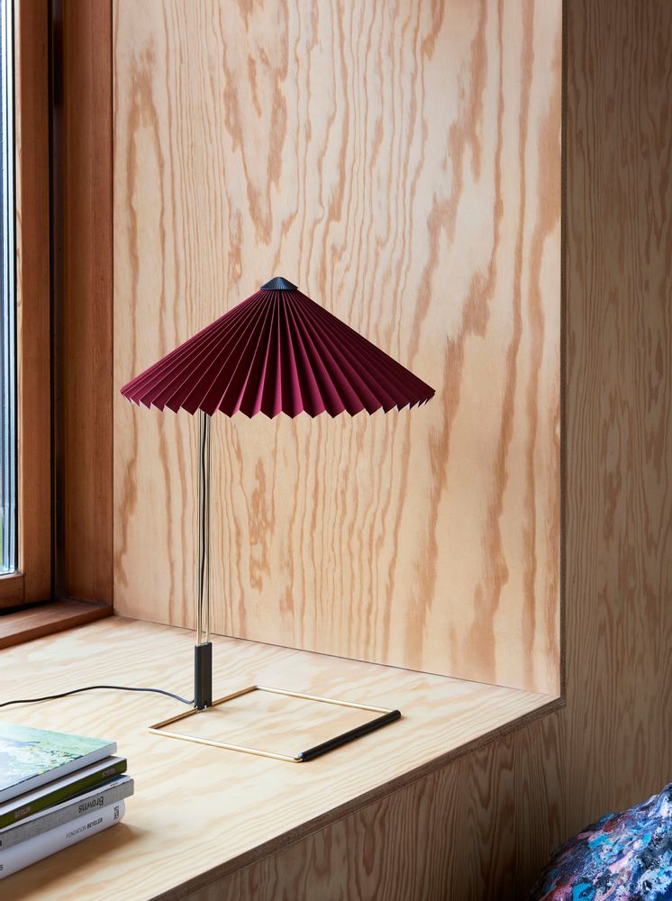 Office furniture and storage - Matin table lamp - HAY