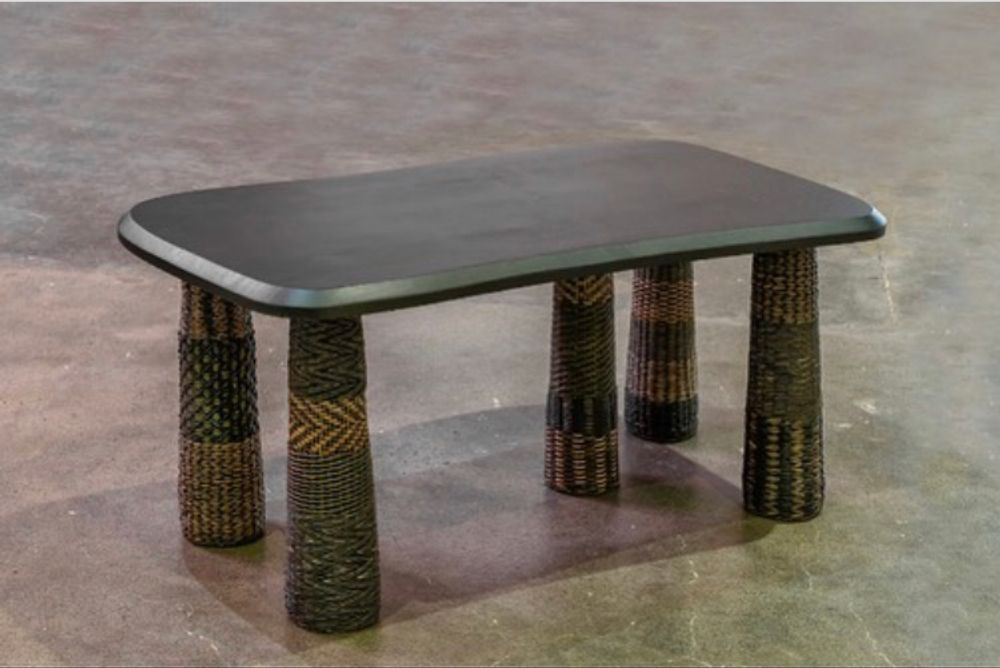 Coffee tables - 5L Table (5-legged Table) - ZACARIAS 1925
