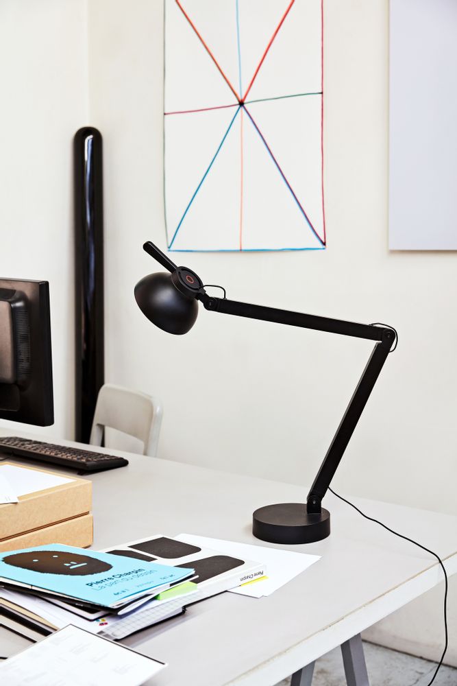 Office furniture and storage - PC Double Arm table base - HAY