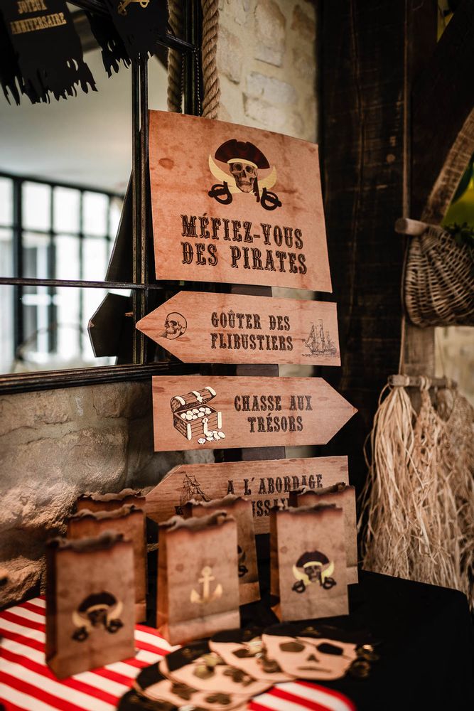 Décor de fête pour enfant - Pirate ! - ARTYFETES FACTORY
