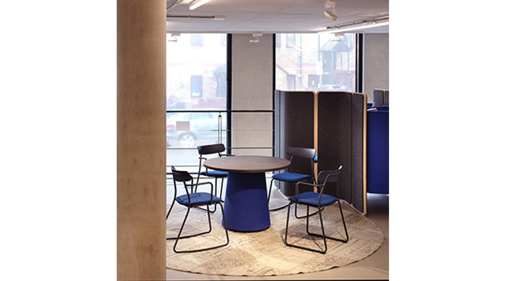Other tables - Hep Table - STEELCASE