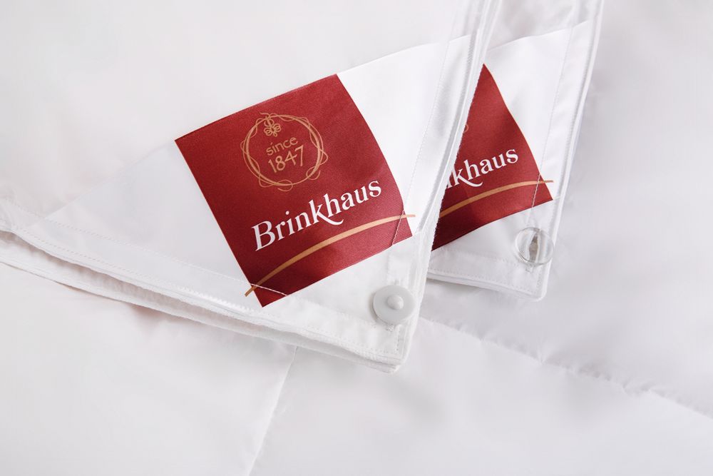 Comforters and pillows - CARAT Box-Stitch Duvet (Goose Down) - BRINKHAUS