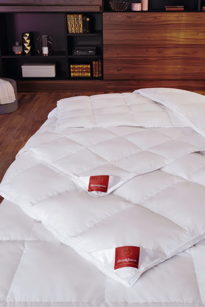 Couettes et oreillers - CLASSICA Couette en duvet d'oie - BRINKHAUS