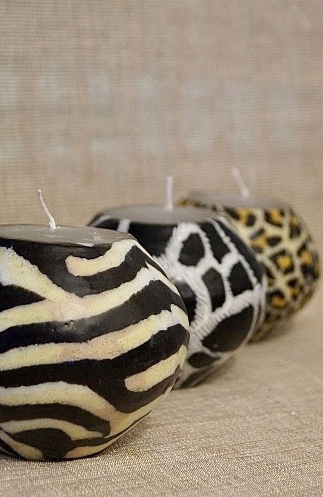 Gifts - ZEBRA SWAZIPOT BALL CANDLE - KANDHELA