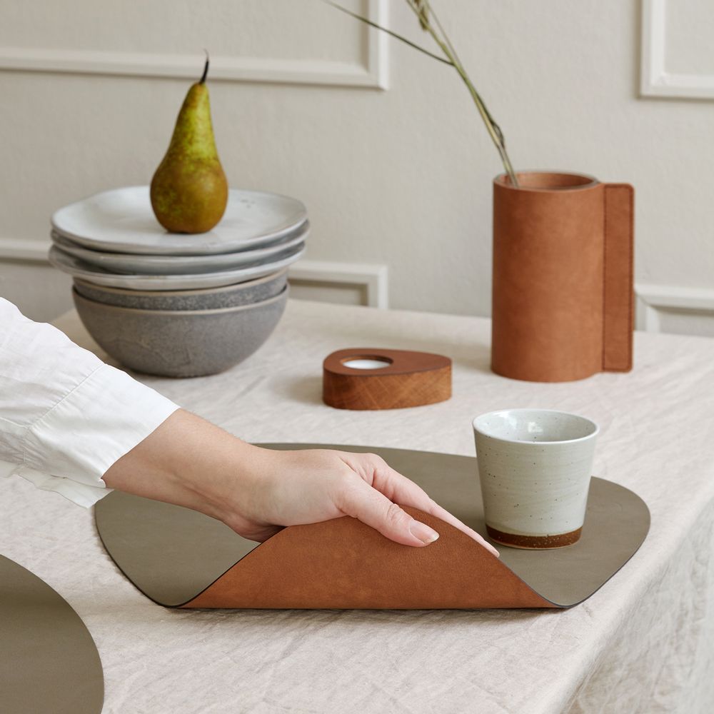 Design objects - TABLE MAT, REVERSIBLE - LIND DNA