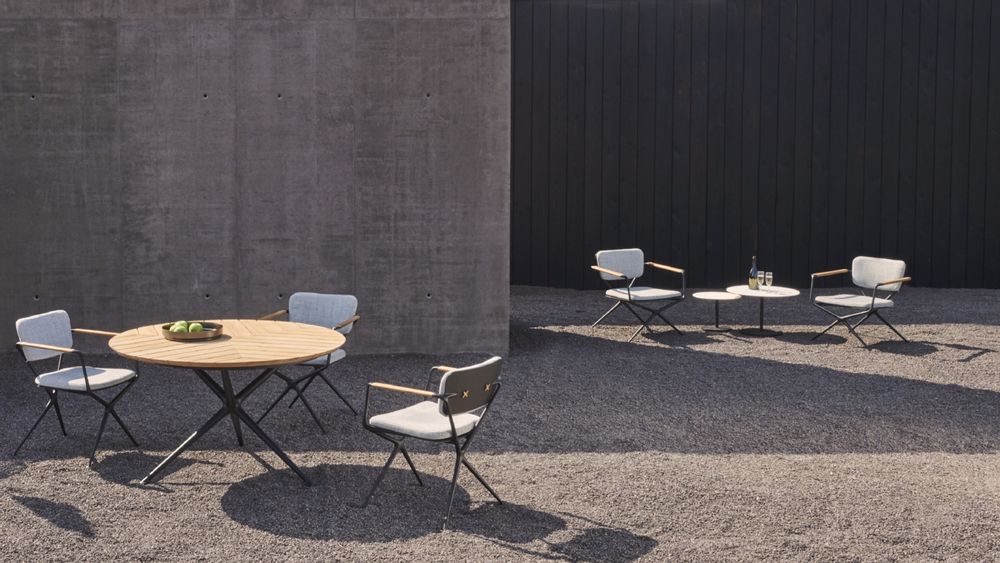 Dining Tables - Exes Table - ROYAL BOTANIA