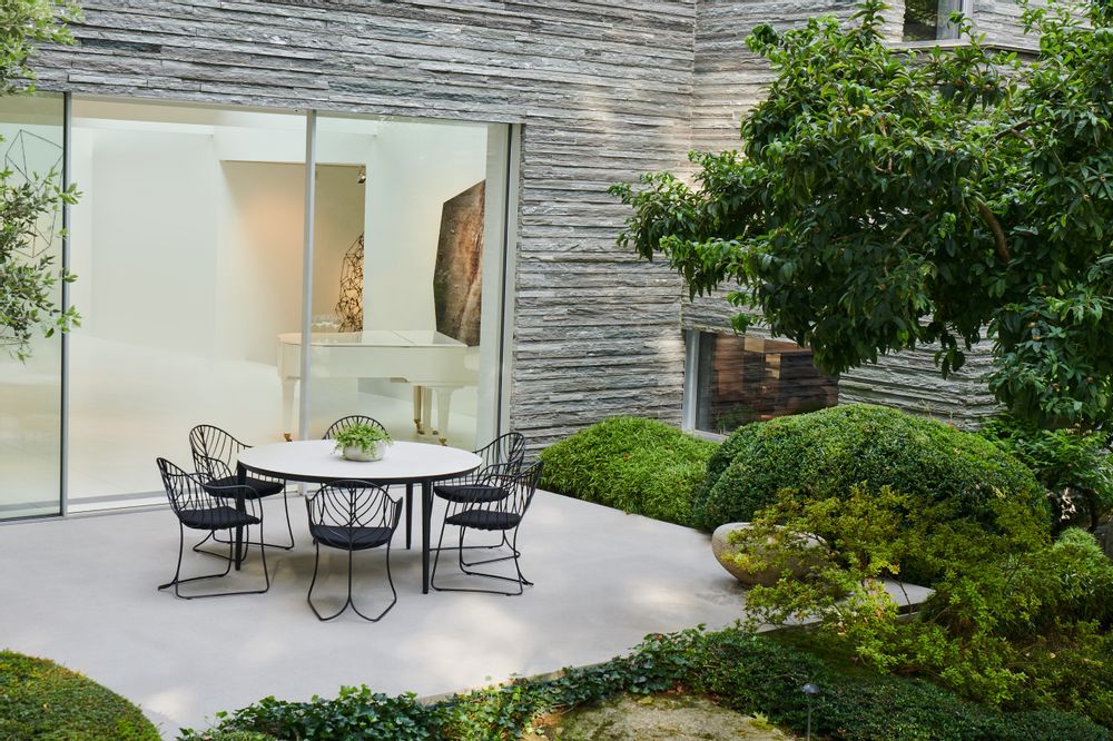 Dining Tables - U-nite table - ROYAL BOTANIA