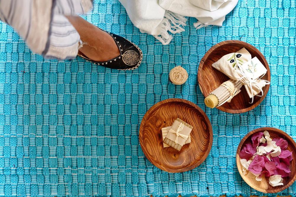 Platter and bowls - "OFFERING" tableware and bath accessories - TAKECAIRE